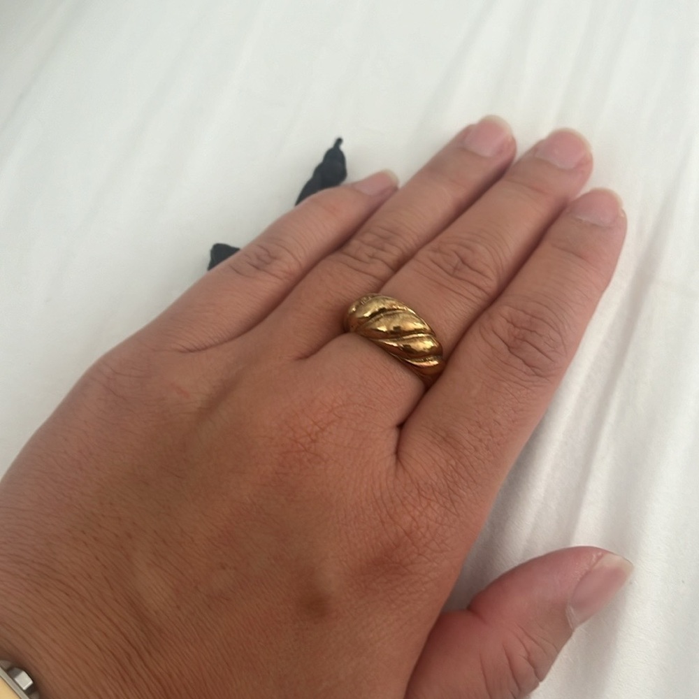 Mejuri gold vermeil croissant ring